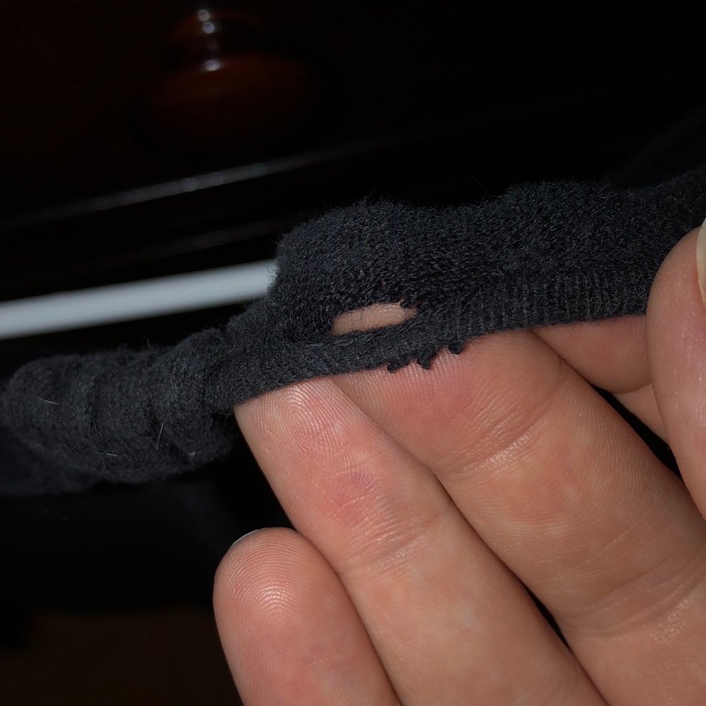 AE Keyhole Back Sweater - Picture 3 of 3